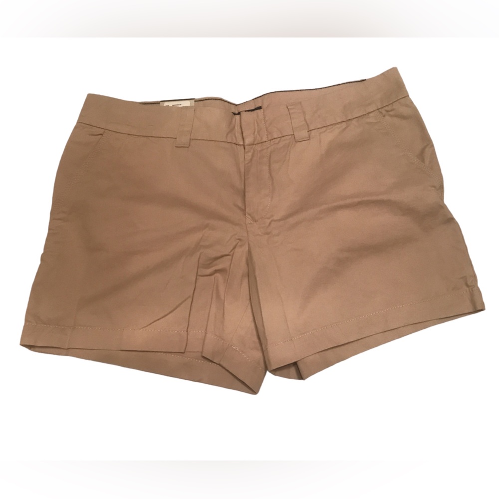 Tommy Hilfiger khaki shorts size 14 new with tags.